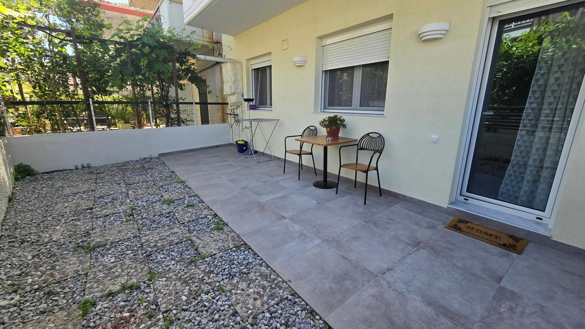 Zeta-Garden Oasis & Private Parking By Optimum Link Appartement Kateríni Buitenkant foto